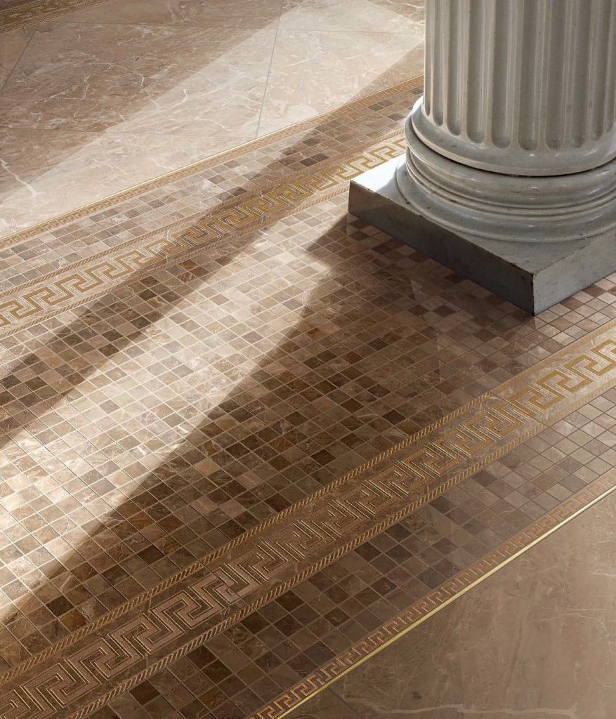Versace 2.jpg Versace 2.jpg